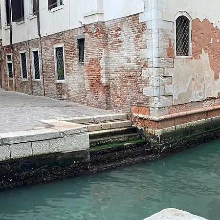 Sara In Апартаменты *